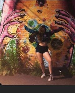 Meet your Posher, Elizabeth